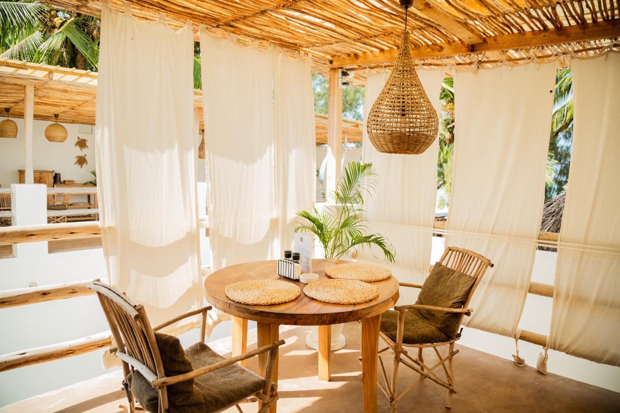 Boho Boutique Hotel - Beachfront , Adults Only , Private Pool Kiwengwa  Kültér fotó